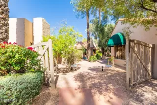 Photo #6: 6363913 Listing