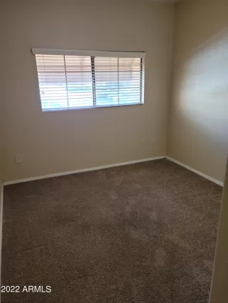 Photo #6: 6364035 Listing