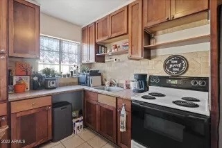 Photo #4: 6364108 Listing