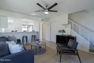 Photo #3: 6364129 Listing