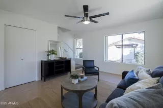 Photo #4: 6364129 Listing