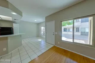 Photo #3: 6364287 Listing