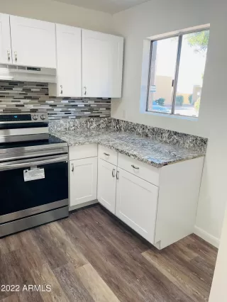 Photo #2: 6364490 Listing 