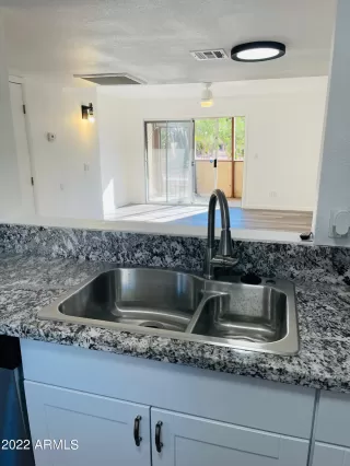 Photo #4: 6364490 Listing 