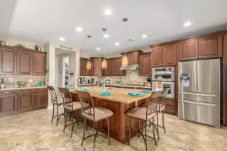 Photo #2: 6364524 Listing 