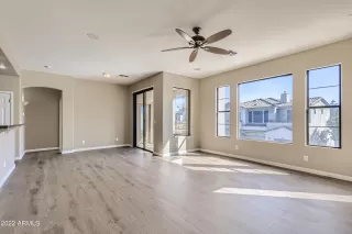 Photo #4: 6364648 Listing