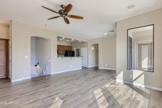 Photo #5: 6364648 Listing