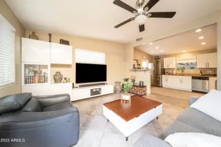 Photo #2: 6364692 Listing