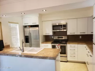 Photo #5: 6365159 Listing 