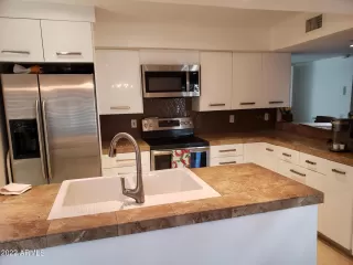 Photo #6: 6365159 Listing 