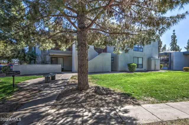 MLS: 6365251 Condo For Sale