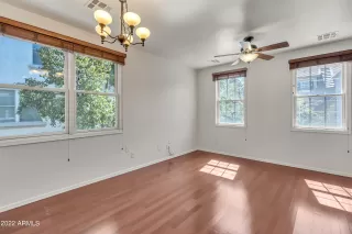 Photo #6: 6365462 Listing