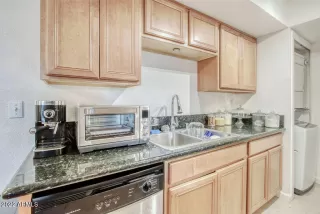 Photo #3: 6365481 Listing