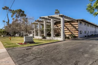 Photo #3: 6365493 Listing