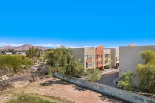 Photo #6: 6365568 Listing 