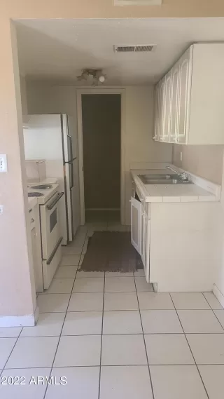 Photo #5: 6365584 Listing