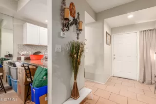 Photo #3: 6365791 Listing