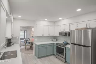 Photo #3: 6365916 Listing 