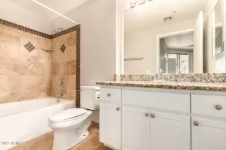 Photo #3: 6366190 Listing 