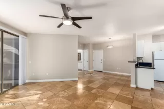 Photo #4: 6366190 Listing 