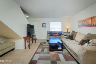 Photo #5: 6366225 Listing