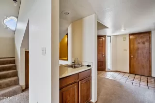 Photo #4: 6366432 Listing