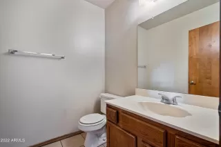 Photo #5: 6366432 Listing