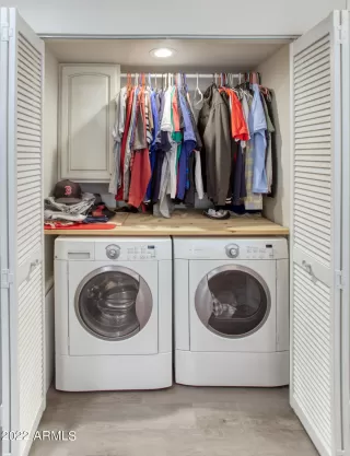 Photo #4: 6366493 Listing