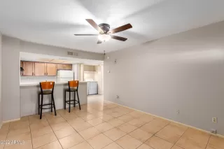 Photo #5: 6366504 Listing