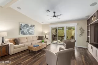 Photo #3: 6366515 Listing 