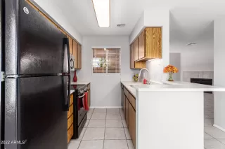 Photo #4: 6366517 Listing