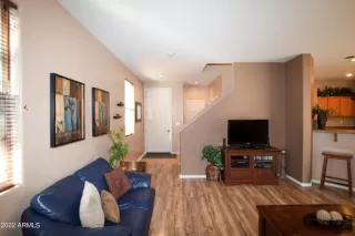 Photo #4: 6366520 Listing