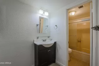 Photo #6: 6366684 Listing