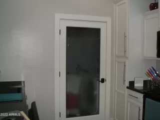 Photo #5: 6366743 Listing