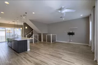 Photo #3: 6366977 Listing