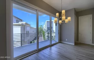 Photo #4: 6366977 Listing