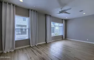 Photo #5: 6366977 Listing