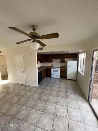 Photo #5: 6367058 Listing 