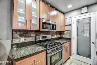 Photo #5: 6367183 Listing