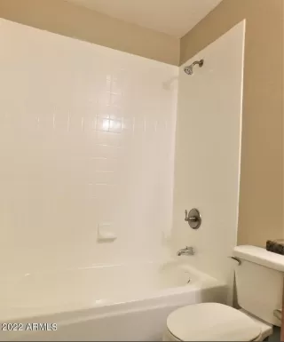 Photo #4: 6367383 Listing