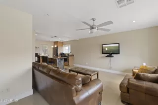 Photo #2: 6367559 Listing