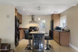 Photo #3: 6367559 Listing