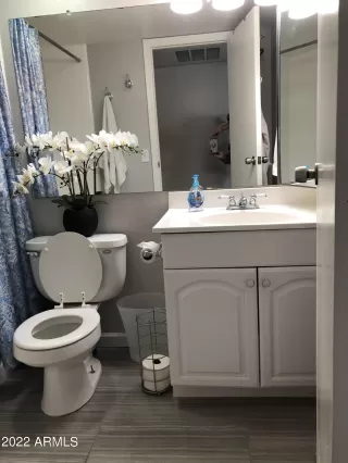 Photo #5: 6367581 Listing