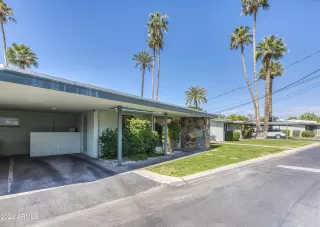 Photo #2: 6367596 Listing