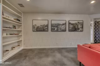 Photo #6: 6367596 Listing