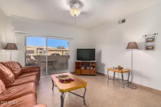 Photo #3: 6367643 Listing