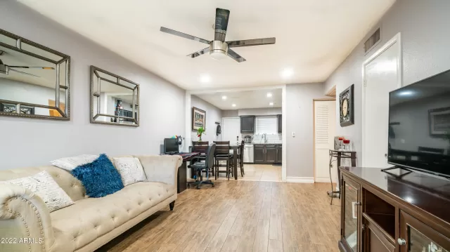 MLS: 6367682 Condo For Sale