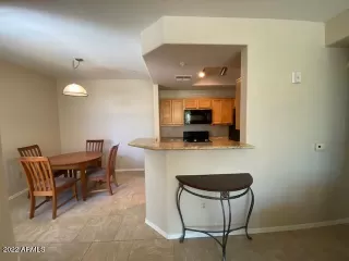 Photo #5: 6367819 Listing