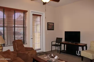 Photo #4: 6367885 Listing