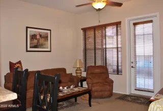 Photo #5: 6367885 Listing